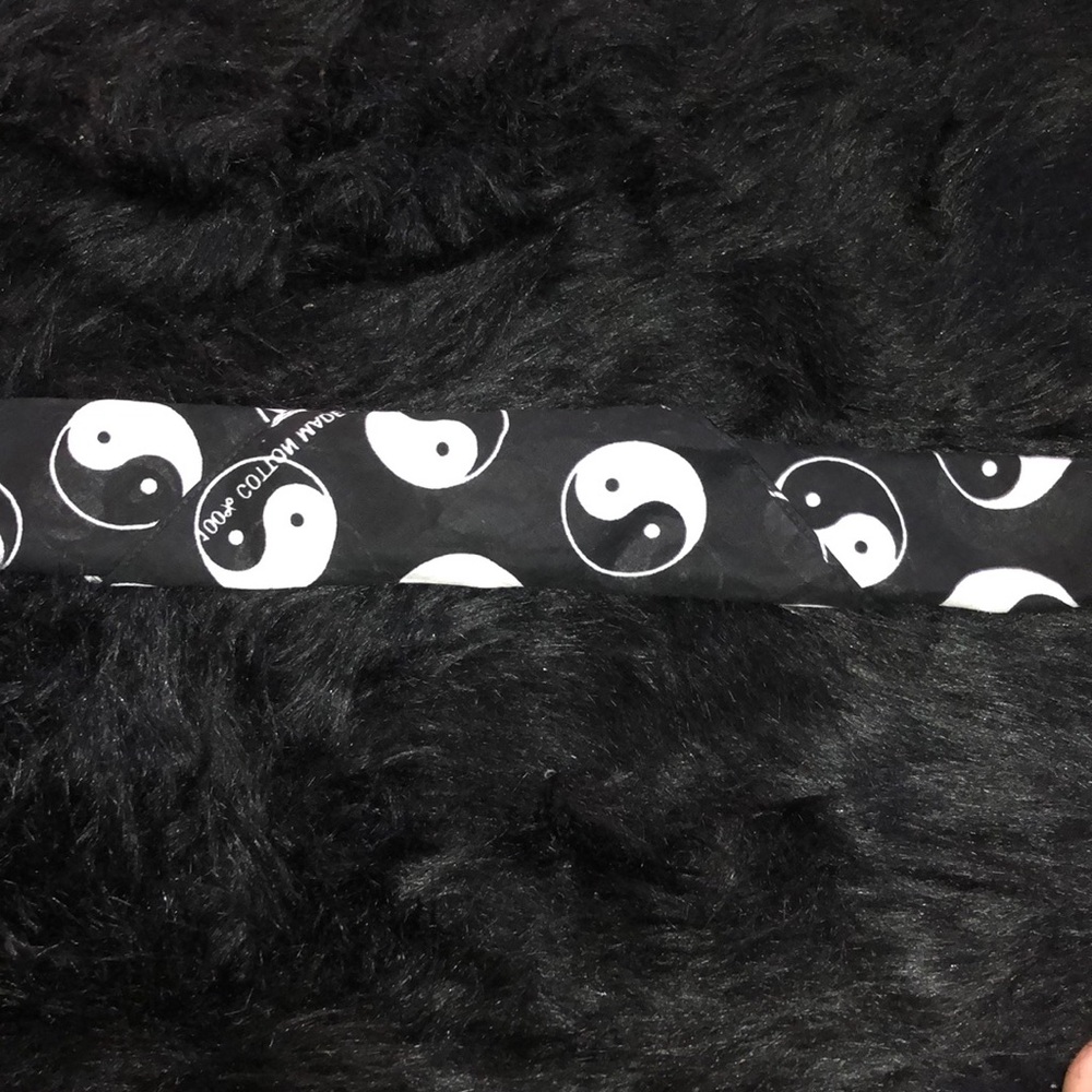 Black and white bandana